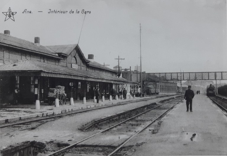 La gare d'Ans fin des années 30, début années 40