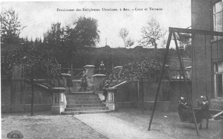 Le Pensionnat des Ursulines - Cour et terrasse
