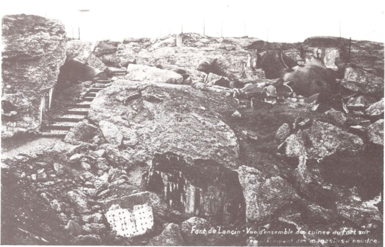 Le fort de Loncin - Vue de l'ensemble des ruines