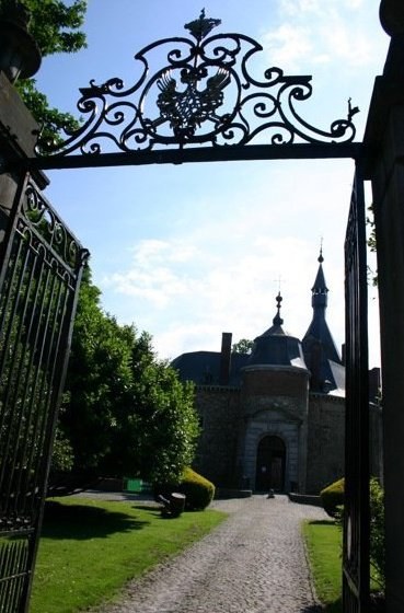 Château de Waroux 6.jpg