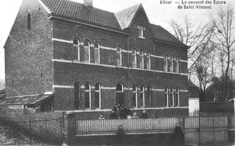 Le couvent des Soeurs Saint-Vincent - ALLEUR