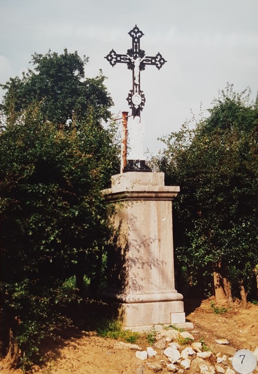 Le Christ en croix - ALLEUR