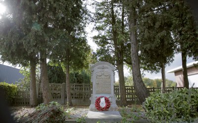 Monument aux aviateurs tombés en 1943 - LONCIN