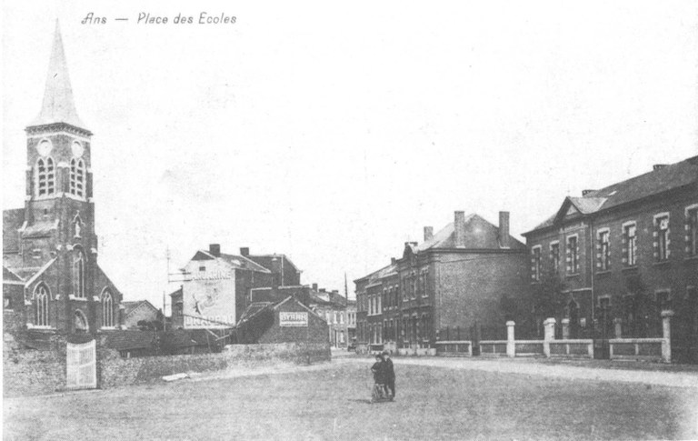 Place des Ecoles